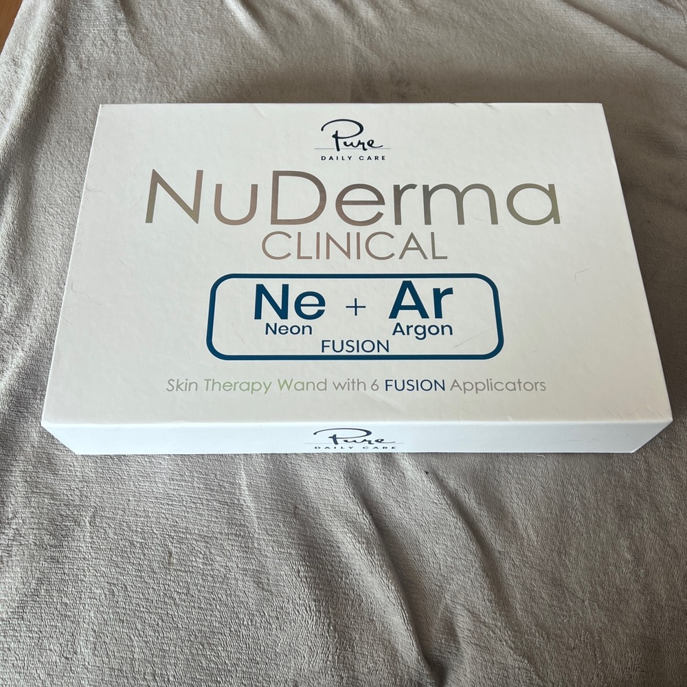 Pure Daily Care NuDerma Clinical Skin Therapy Wand